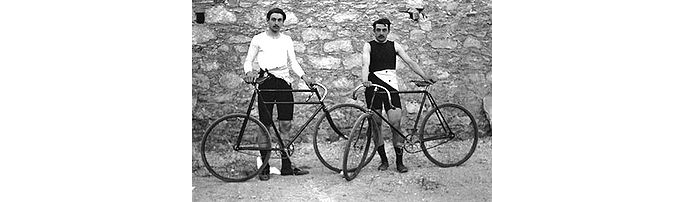 Французы Леон Фламан и Поль Массон, завоевавшие в сумме четыре золотых, одну серебряную и одну бронзовую медали